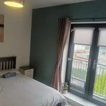 Cheap Modern Room Dublin Exterior photo