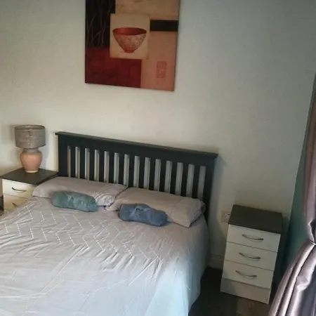 Cheap Modern Room Dublin Exterior photo
