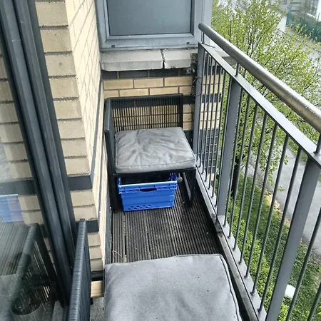 Cheap Modern Room Dublin Exterior photo